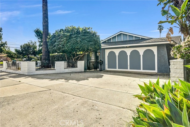 Detail Gallery Image 2 of 41 For 728 Richbrook, Claremont,  CA 91711 - 3 Beds | 2 Baths