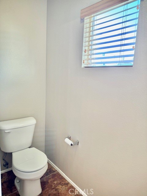 Detail Gallery Image 37 of 58 For 2929 Watermount St, Riverside,  CA 92501 - 3 Beds | 2/1 Baths