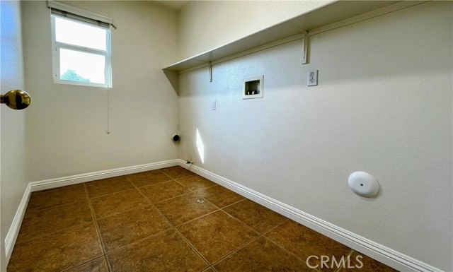 Detail Gallery Image 43 of 56 For 13977 Blue Ribbon Ln, Corona,  CA 92880 - 4 Beds | 3/1 Baths