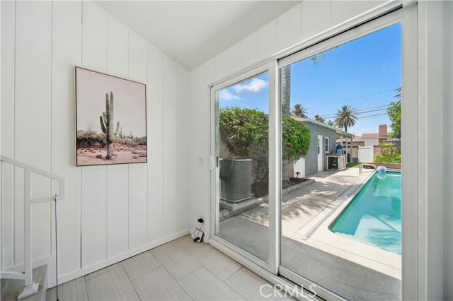 2325 Golden Avenue, Long Beach CA: https://media.crmls.org/medias/6b0b2c22-b275-4664-aecc-d12e3366b7b6.jpg