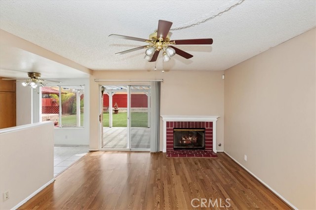 Detail Gallery Image 11 of 37 For 16760 Secretariat Dr, Moreno Valley,  CA 92551 - 4 Beds | 2/1 Baths