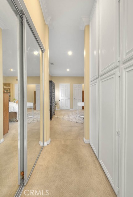 Image 24 of 52 For 10644 Claridge Place