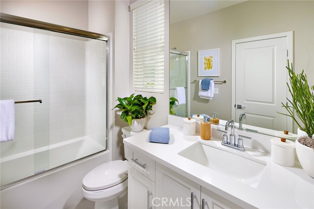 Detail Gallery Image 11 of 20 For 4013 Spring Haven Ln, Corona,  CA 92883 - 3 Beds | 2/1 Baths