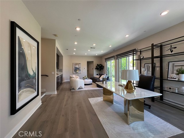 195 Stellar, Irvine CA: https://media.crmls.org/medias/6b0e0e43-bbad-47df-b64c-a5797505aa45.jpg
