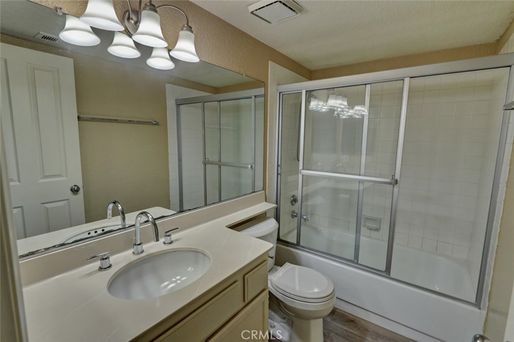 MLS #OC25252159 image #22