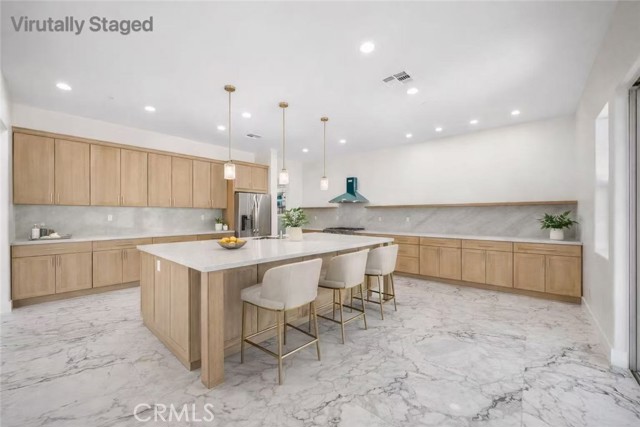 Detail Gallery Image 3 of 70 For 12210 Alamo, Rancho Cucamonga,  CA 91739 - 5 Beds | 4/1 Baths