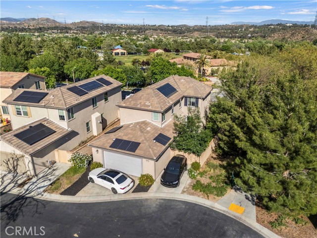 Detail Gallery Image 5 of 60 For 24106 Village Cir, Valencia,  CA 91354 - 4 Beds | 3 Baths