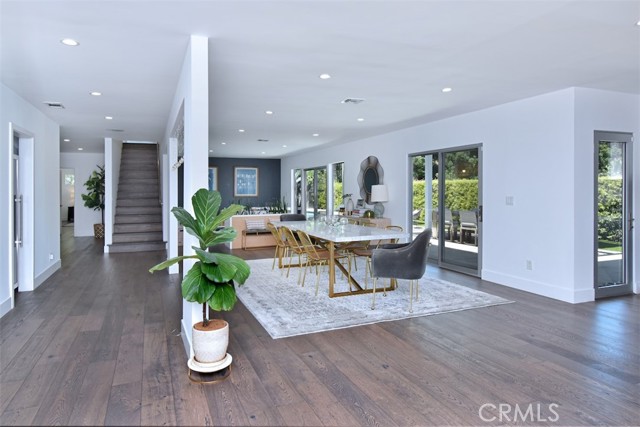 Detail Gallery Image 13 of 59 For 3551 Royal Woods Dr, Sherman Oaks,  CA 91403 - 4 Beds | 4/1 Baths
