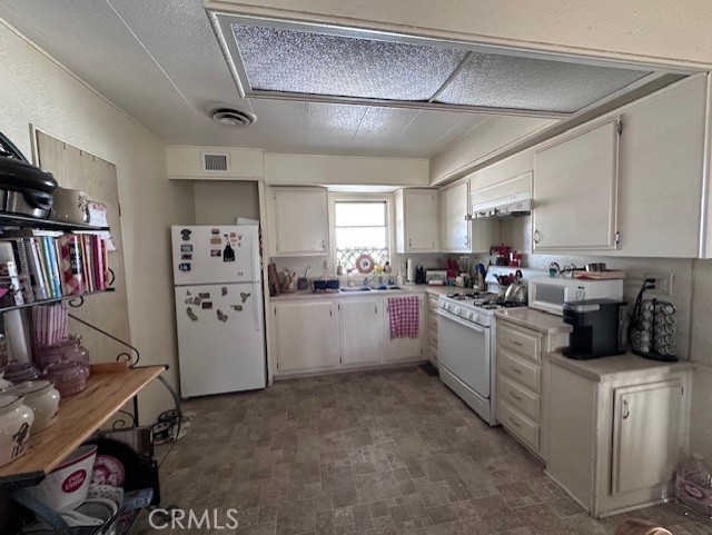 Detail Gallery Image 8 of 22 For 701 Montara Rd #91,  Barstow,  CA 92311 - 2 Beds | 2 Baths