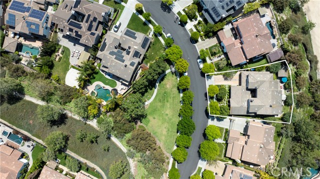 15 Pisano Street, Ladera Ranch CA: https://media.crmls.org/medias/6b1116ff-3c49-4a9b-a075-9b06e58180df.jpg