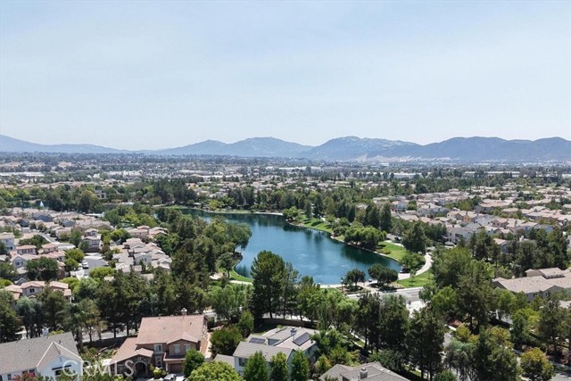 25933 Schafer Drive, Murrieta CA: https://media.crmls.org/medias/6b11e27b-849c-43ab-8700-6e2c3f537fd8.jpg