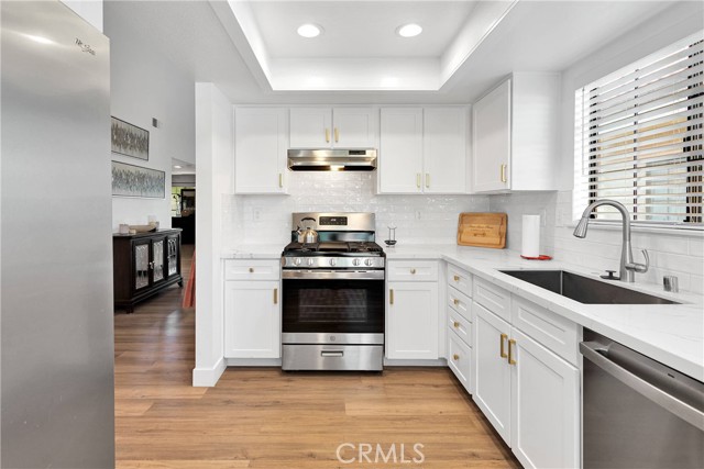 Detail Gallery Image 8 of 28 For 11722 Oak St, Apple Valley,  CA 92308 - 2 Beds | 2 Baths