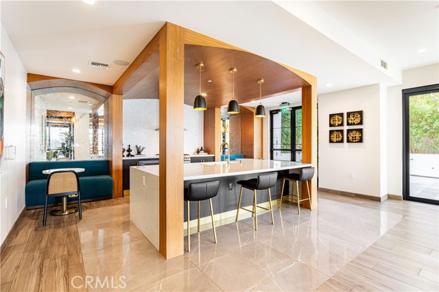 Detail Gallery Image 18 of 34 For 1333 S Orange Grove Ave #304,  Los Angeles,  CA 90019 - 2 Beds | 2 Baths