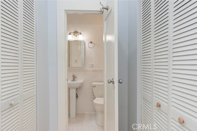 Detail Gallery Image 10 of 17 For 323 W 4th St #101,  Long Beach,  CA 90802 - 0 Beds | 1 Baths