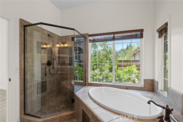 765 Del Norte Lane, Lake Arrowhead CA: https://media.crmls.org/medias/6b12ab79-fb31-4be8-9ccd-e1c3357ea128.jpg
