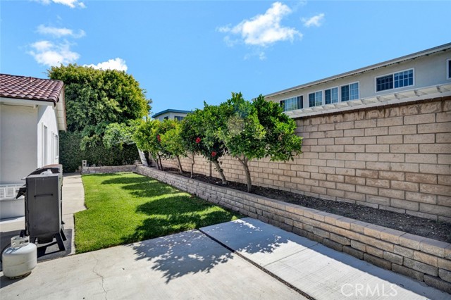 Detail Gallery Image 18 of 20 For 15442 Eiffel Cir, Irvine,  CA 92604 - 4 Beds | 2 Baths