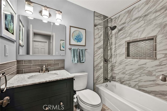 Detail Gallery Image 19 of 35 For 9662 Pollack Dr, Huntington Beach,  CA 92646 - 4 Beds | 3 Baths