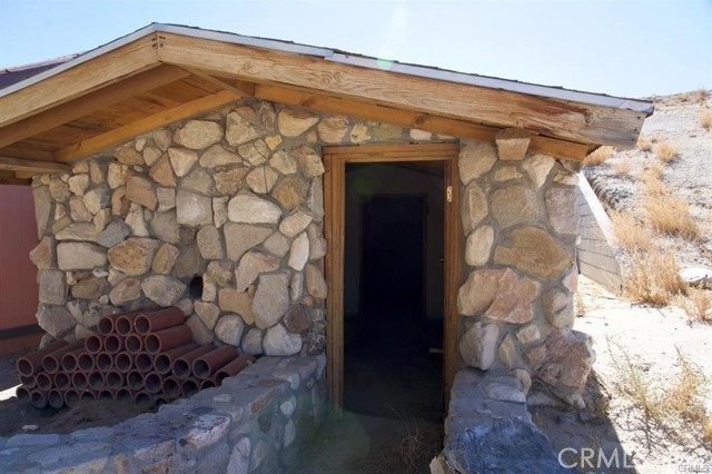 Detail Gallery Image 16 of 66 For 35535 State Highway 18, Lucerne Valley,  CA 92356 - 17 Beds | 9/11 Baths