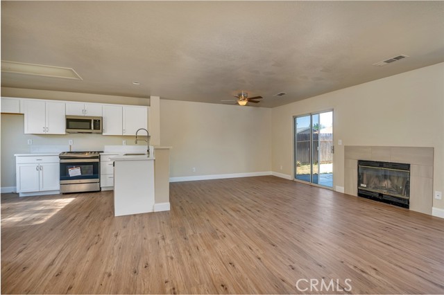 Detail Gallery Image 7 of 27 For 2033 Gleneagle St, Atwater,  CA 95301 - 3 Beds | 2 Baths