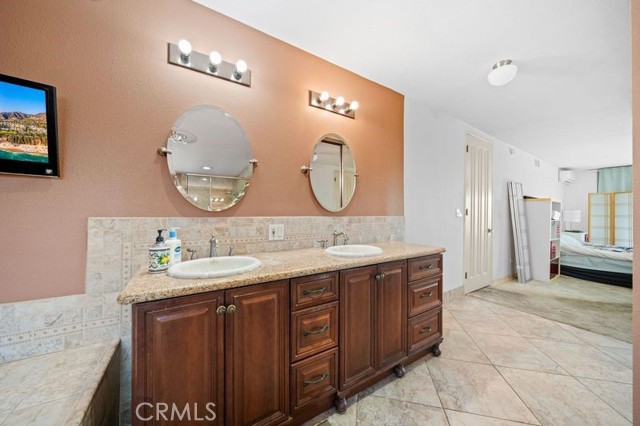 Detail Gallery Image 26 of 45 For 12638 Carinthia Dr, Whittier,  CA 90601 - 2 Beds | 2 Baths