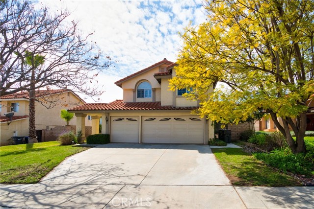 Detail Gallery Image 1 of 49 For 9615 Shadow Springs Dr, Moreno Valley,  CA 92557 - 4 Beds | 3 Baths