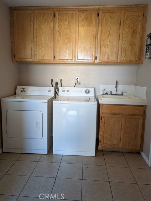 Detail Gallery Image 5 of 12 For 8531 Columbine Ave, California City,  CA 93505 - – Beds | – Baths