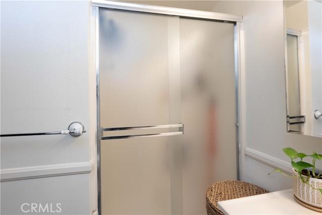 19922 Carmania Lane, Huntington Beach CA: https://media.crmls.org/medias/6b1741e1-2d68-4ff8-becc-bbd91a5fd240.jpg