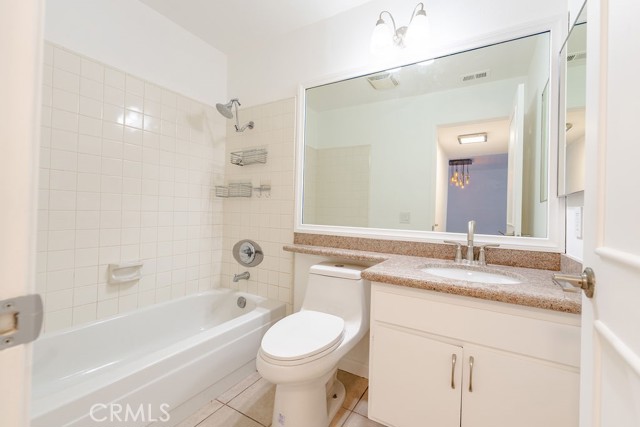 26129 Mcbean Pkwy, Valencia CA: https://media.crmls.org/medias/6b181671-1c3f-4c7c-817b-cd199eae0c43.jpg