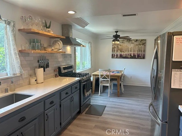 Detail Gallery Image 5 of 19 For 3816 Hartung Ct, Newbury Park,  CA 91320 - 4 Beds | 2/1 Baths