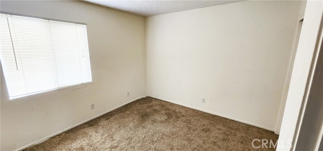 Detail Gallery Image 6 of 9 For 18085 Sundowner Way, Canyon Country,  CA 91387 - 2 Beds | 2 Baths