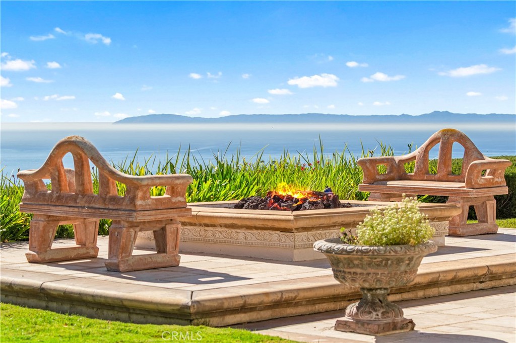 MLS #OC25247778 image #34