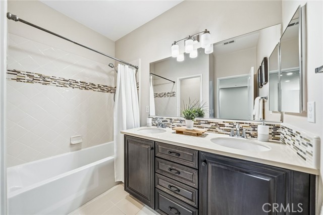 914 Tucana, San Marcos CA: https://media.crmls.org/medias/6b18ac9f-1f0c-4bfd-8662-6bea36384e23.jpg