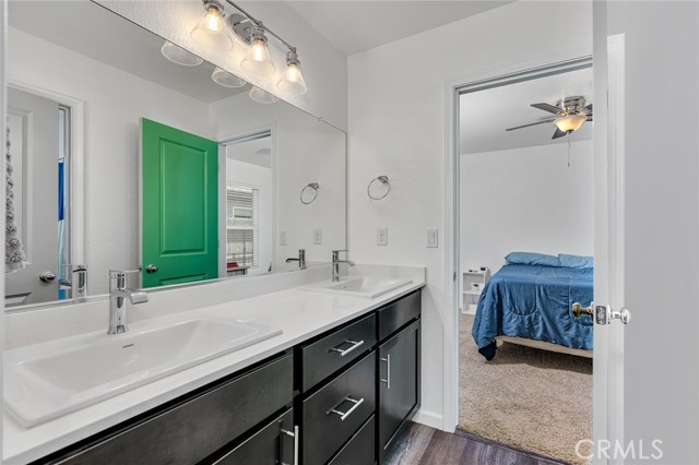 Detail Gallery Image 11 of 50 For 1807 Patricia Ct, Los Banos,  CA 93635 - 4 Beds | 3 Baths