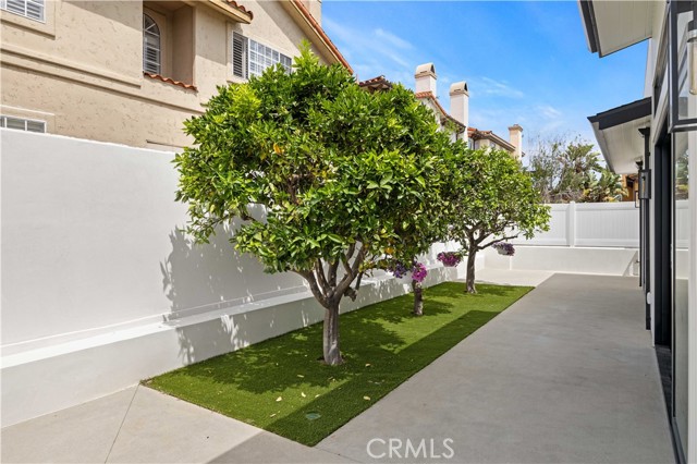2111 Clark, Redondo Beach, California 90278, 4 Bedrooms Bedrooms, ,5 BathroomsBathrooms,Residential,For Sale,Clark,SB26059150