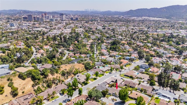 Detail Gallery Image 1 of 41 For 410 Audraine Dr, Glendale,  CA 91202 - 4 Beds | 3 Baths