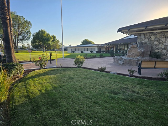 Detail Gallery Image 42 of 73 For 1140 Amberwood Dr, Hemet,  CA 92543 - 2 Beds | 2 Baths