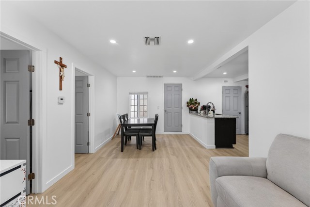 Detail Gallery Image 14 of 47 For 3724 Folsom St, City Terrace,  CA 90063 - 3 Beds | 2 Baths