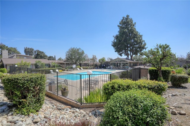 Detail Gallery Image 23 of 25 For 1635 Carmel Circle West, Upland,  CA 91784 - 2 Beds | 2 Baths