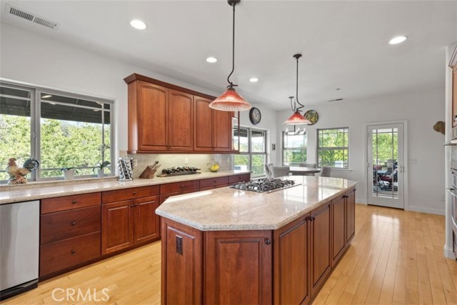 Detail Gallery Image 16 of 55 For 3217 Shallow Springs, Chico,  CA 95928 - 4 Beds | 4 Baths