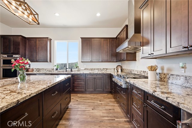Detail Gallery Image 10 of 42 For 39472 Vista Del Bosque, Murrieta,  CA 92562 - 3 Beds | 2 Baths