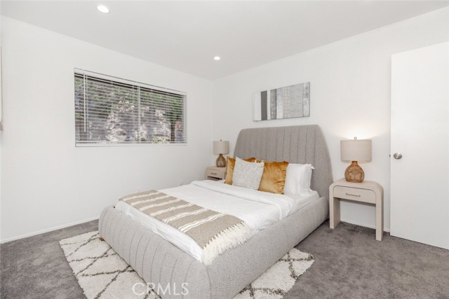 2101 El Arbolita Drive, Glendale CA: https://media.crmls.org/medias/6b1e1e08-9ce3-4df2-be9b-d897b462a23f.jpg