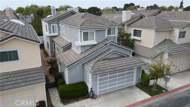 2123 Shelburne Way, Torrance CA: https://media.crmls.org/medias/6b1e6433-0a68-4ecf-8021-49f7db6028bf.jpg