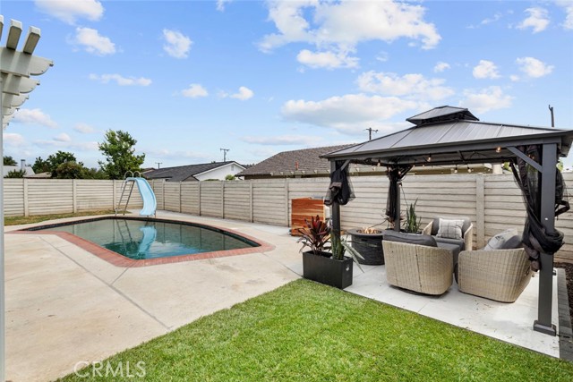 906 E Chalynn Avenue, Orange CA: https://media.crmls.org/medias/6b1f3820-8186-4779-bd35-6547519481d4.jpg