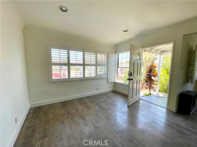 Detail Gallery Image 2 of 16 For 17229 Atkinson Ave, Torrance,  CA 90504 - 3 Beds | 1 Baths