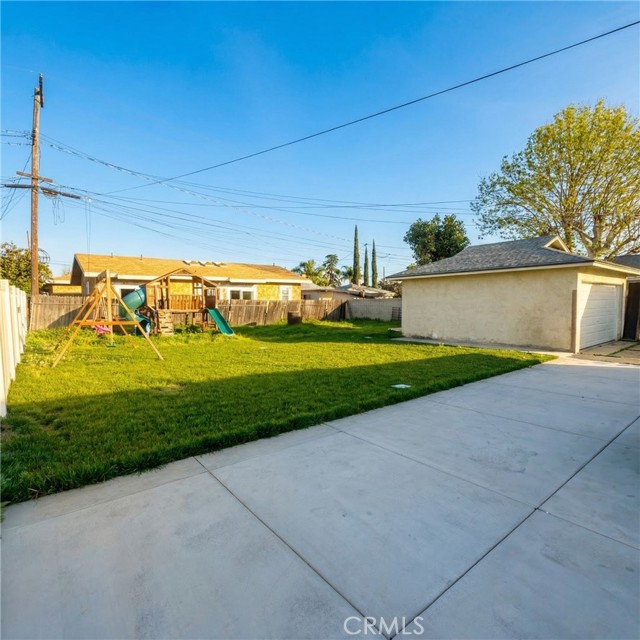 Detail Gallery Image 17 of 20 For 12833 Lewis Ave, Chino,  CA 91710 - 3 Beds | 1 Baths