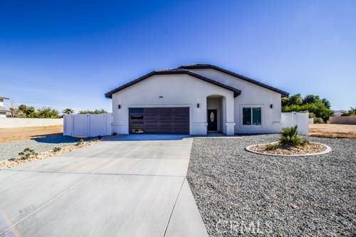 Detail Gallery Image 1 of 19 For 26709 Blue Water Rd, Helendale,  CA 92342 - 4 Beds | 2 Baths