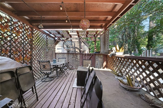 373 Redwood Lane, Crestline CA: https://media.crmls.org/medias/6b200169-1610-41b1-9269-9ac9602df171.jpg