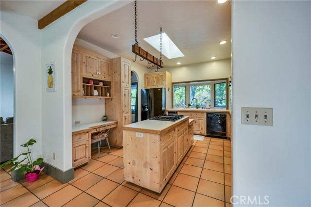 Detail Gallery Image 19 of 52 For 16932 Spruce Grove Rd, Hidden Valley Lake,  CA 95467 - 3 Beds | 2/1 Baths