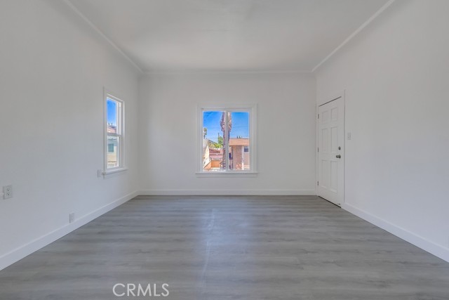 1009 Coronado Avenue, Long Beach CA: https://media.crmls.org/medias/6b219ae4-fb80-4040-841c-e2797933a272.jpg