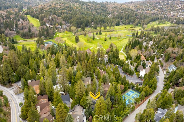 Detail Gallery Image 65 of 75 For 180 Grass Valley Rd #29,  Lake Arrowhead,  CA 92317 - 4 Beds | 5/1 Baths